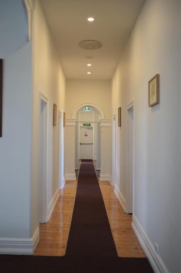 The Beaconsfield Hotel Fremantle Extérieur photo